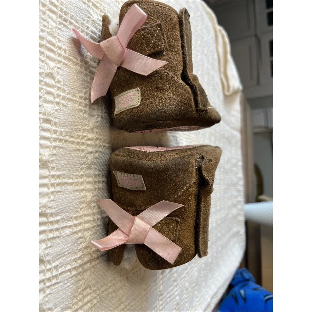 UGG Jessie Brown Pink Bow Bootie Boots Baby & Toddler Size 4/5 Soft Soled